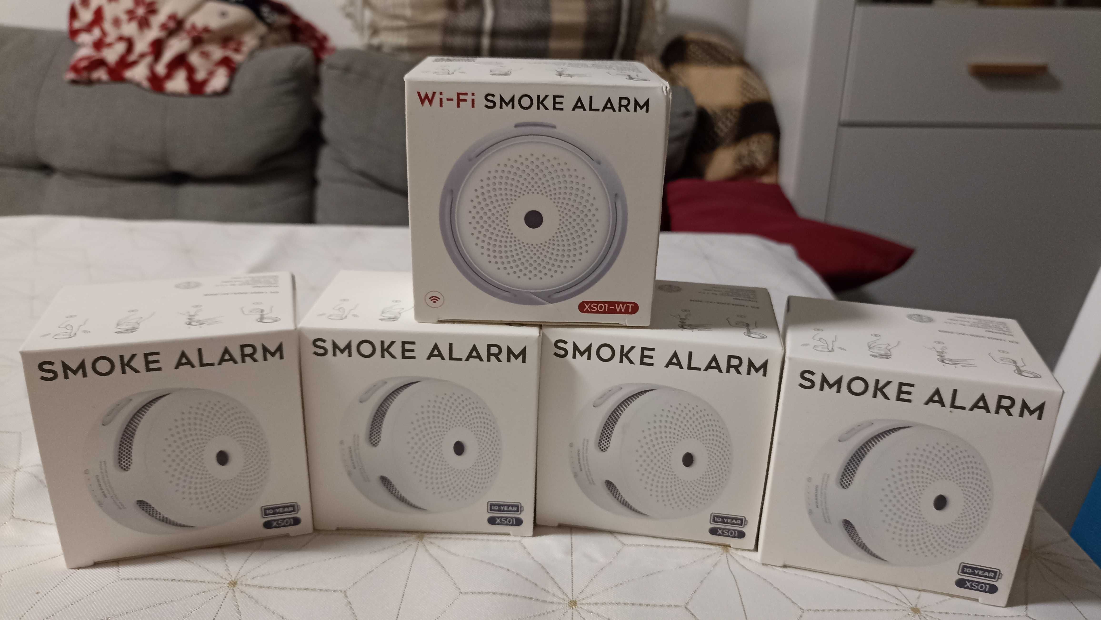 Czujnik dymu X-Sense XS01-WT - zestaw 5 sztuk - jeden z WIFI