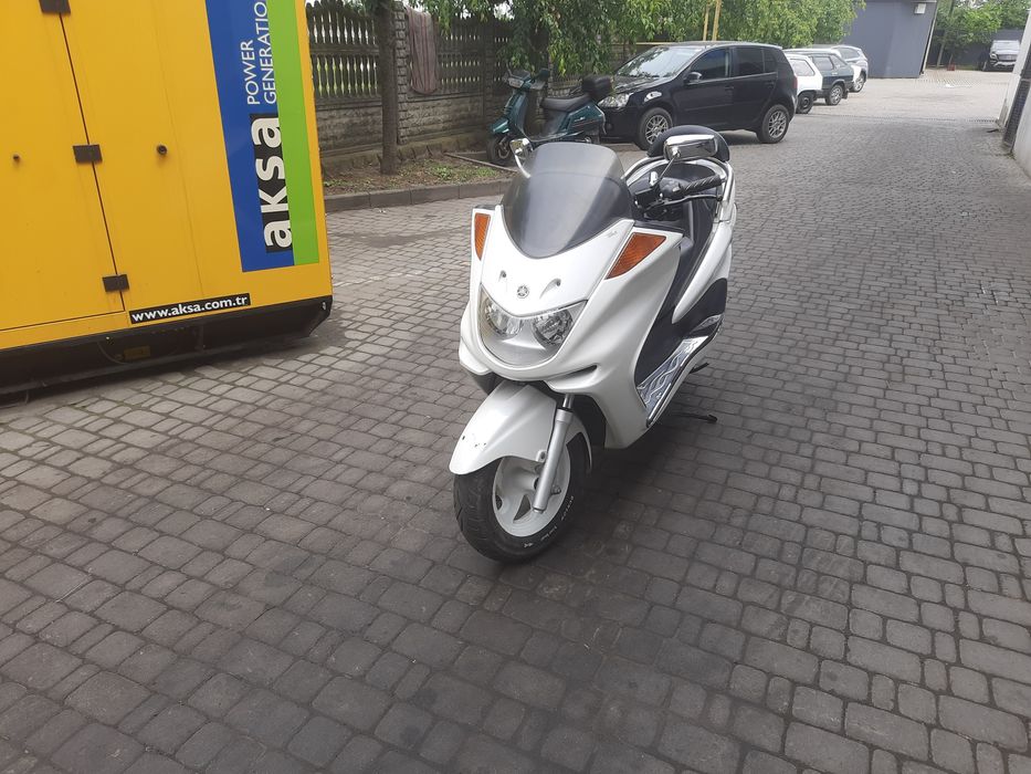 Yamaha Majesty 250
