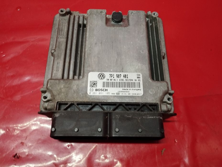 Блок управление двигуном 3.0 Volkswagen Touareg FL Мозги ЕБУ дизель