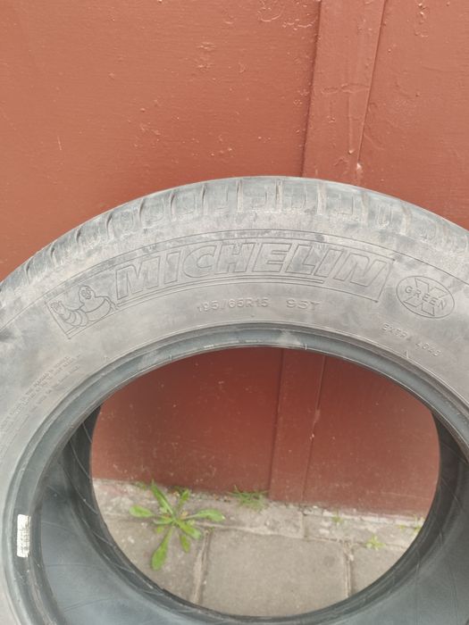Продам автошини .