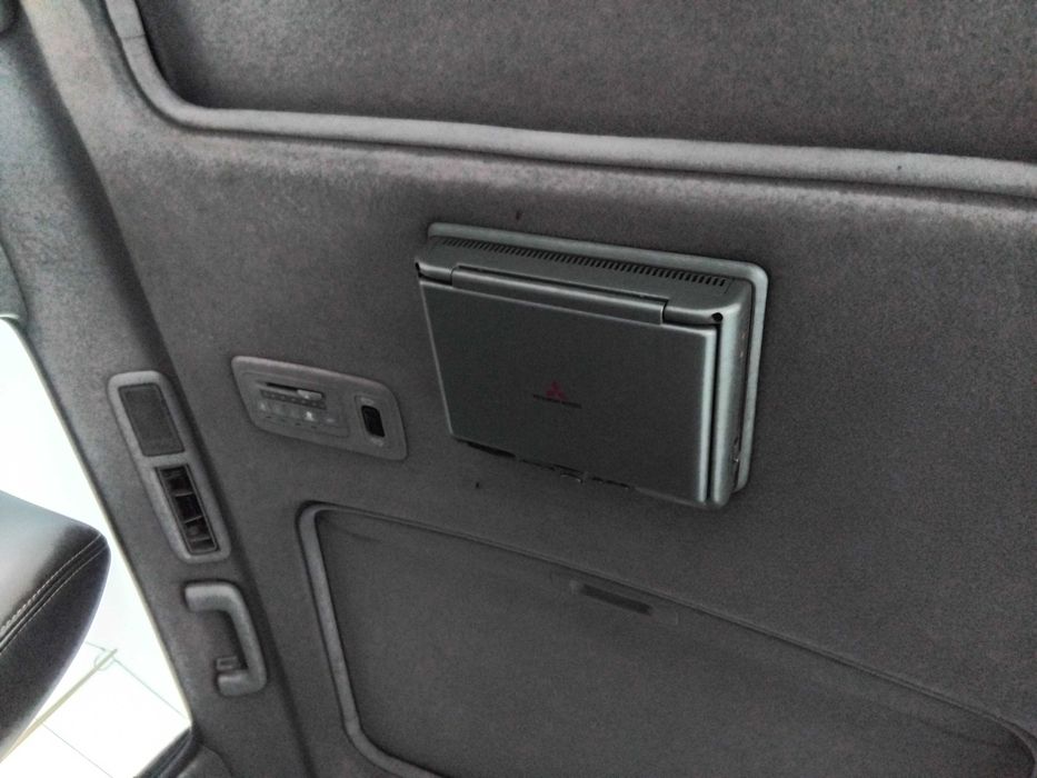 Vendo ou troco mitsubishi grandis 2.0did