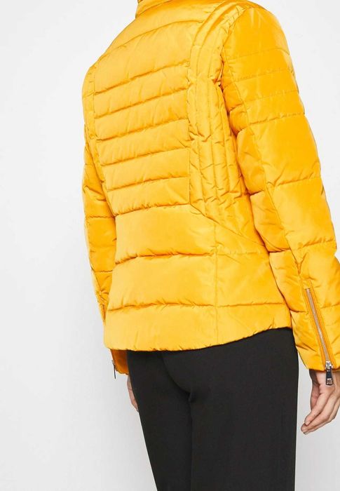 ESPRIT Thinsulate 3M зимова куртка пуховик на тінсулейті Гіпоалергенна