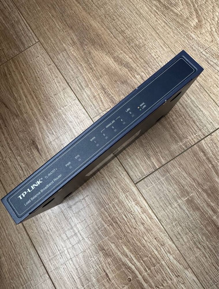 Маршрутизатор TP-LINK TL-R470T+