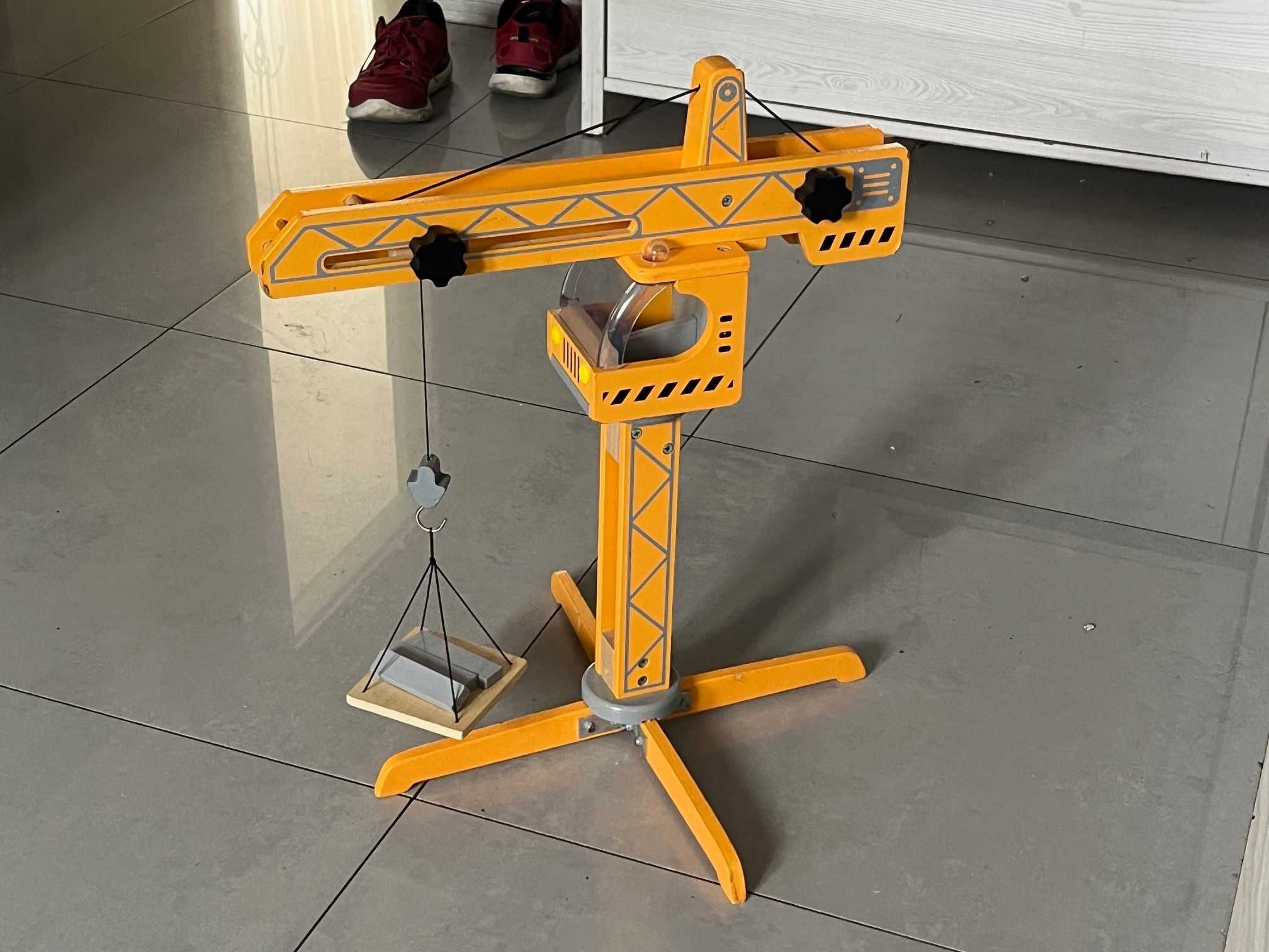 Hape Żuraw E3011 zabawka drewniana