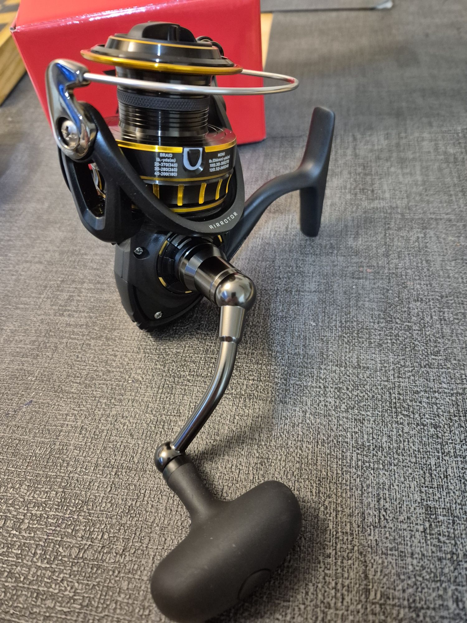 Kołowrotek Daiwa BG 4000 //Nowy//