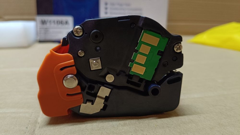 Zamiennik tonera starover W1106A