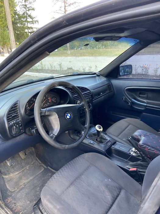 Продам BMW E36 1,8