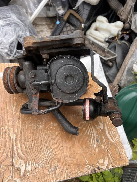 Насос гур гидроусилителя Mazda 323 ваз