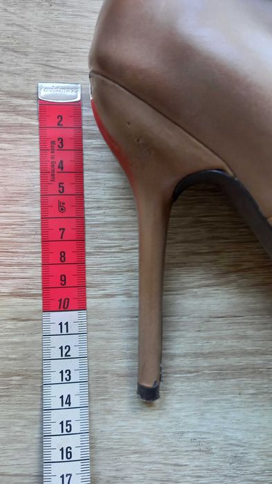 Buty, na 13 cm obcasie z wbudowanym koturnem