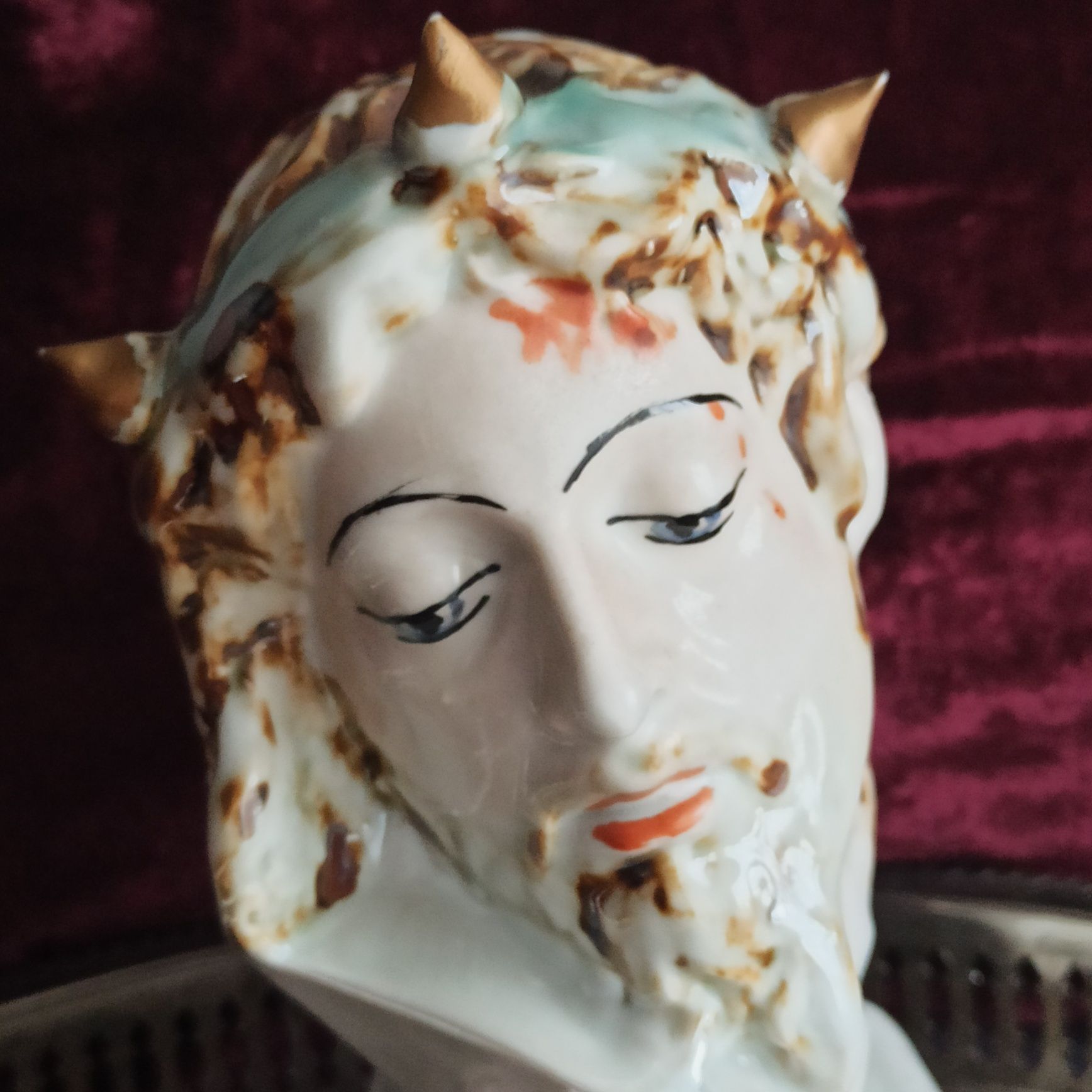 Figurka porcelanowa Jezus popiersie Jezusa vintage