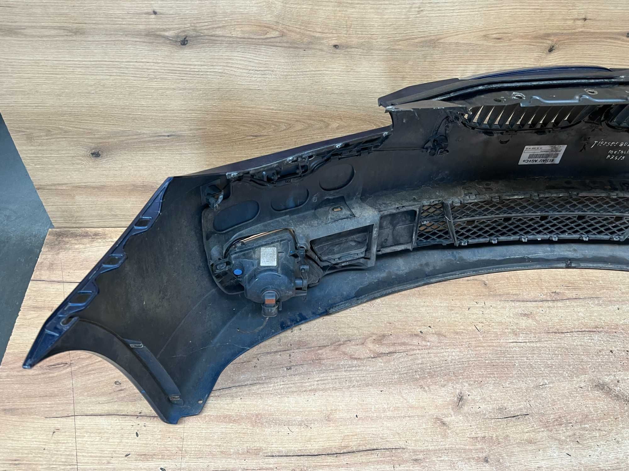 Zderzak przedni Bmw E60 lift 4x pdc spryski kolor tiefse blau metalic