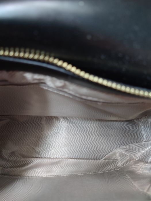 Продам гарну нову жіночу сумочку