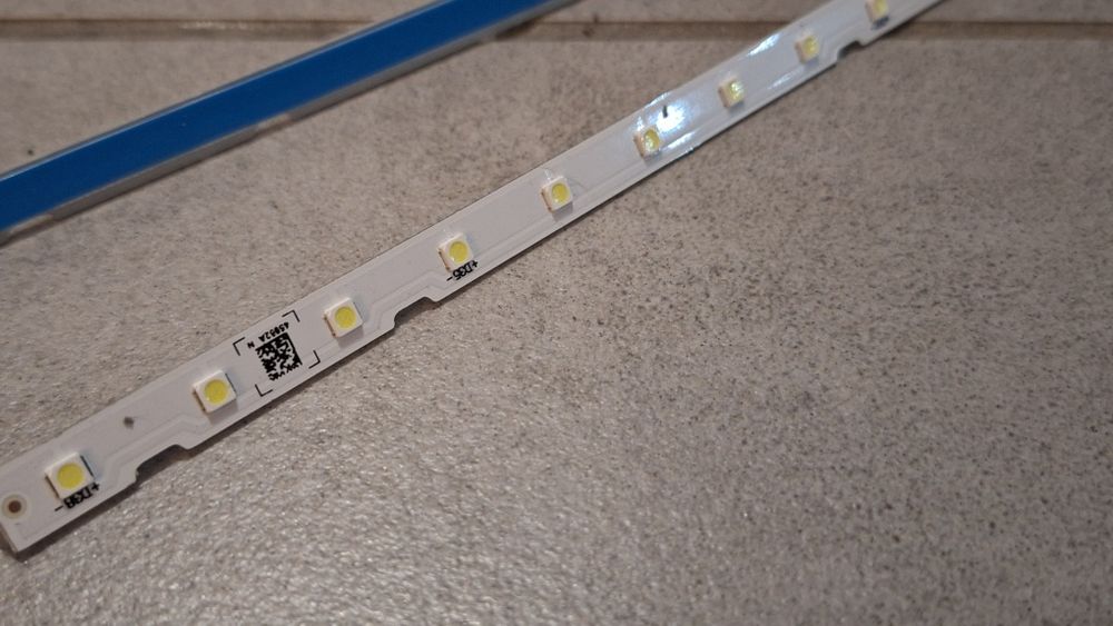Płyta główna Samsung 50nu7092 plus ledy