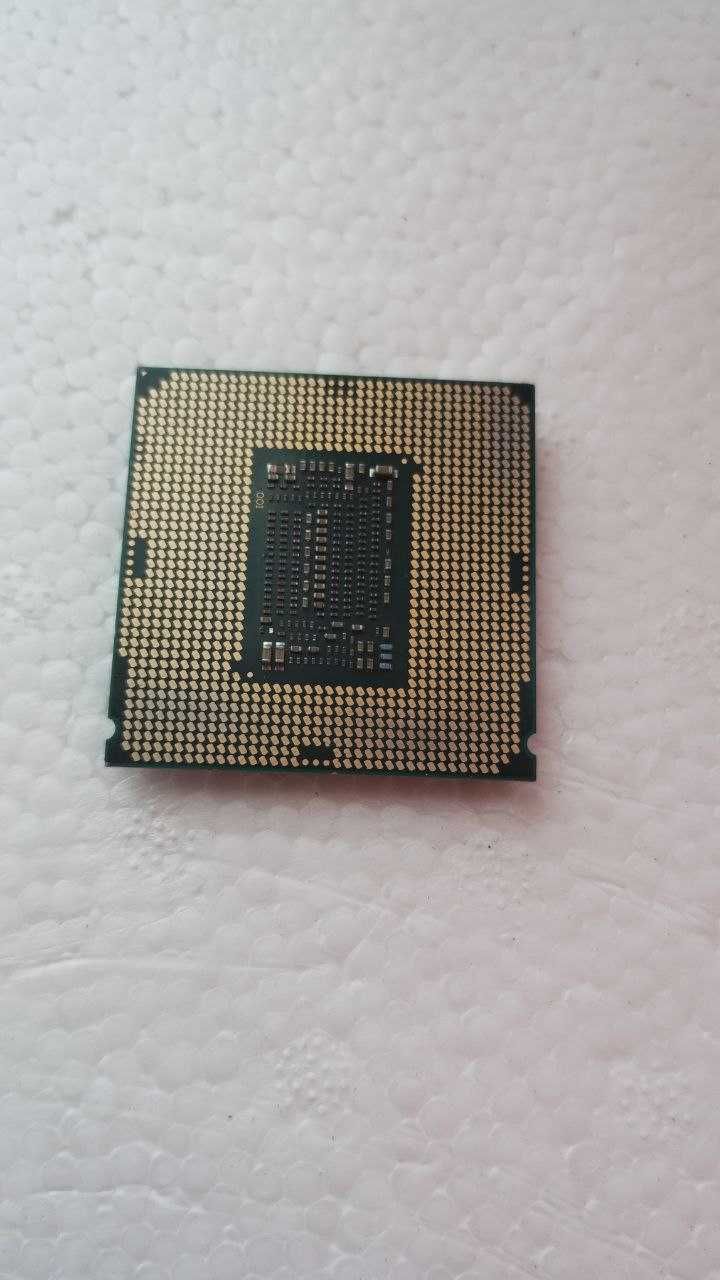 Процесcор Intel Core i7-8700K 3.7-4.7GHz/8GT/s/12MB s1151