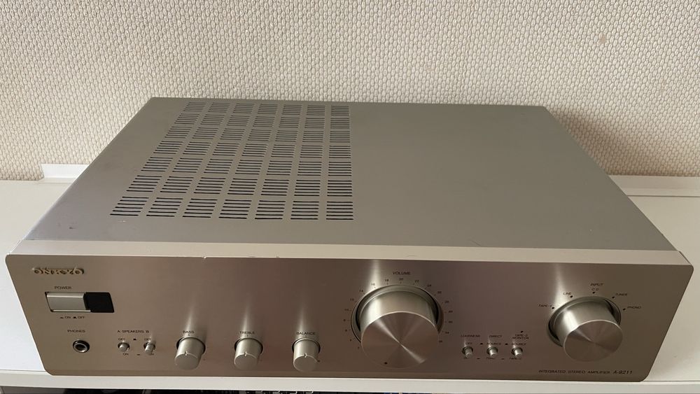 Onkyo integra A-9211,T-4711