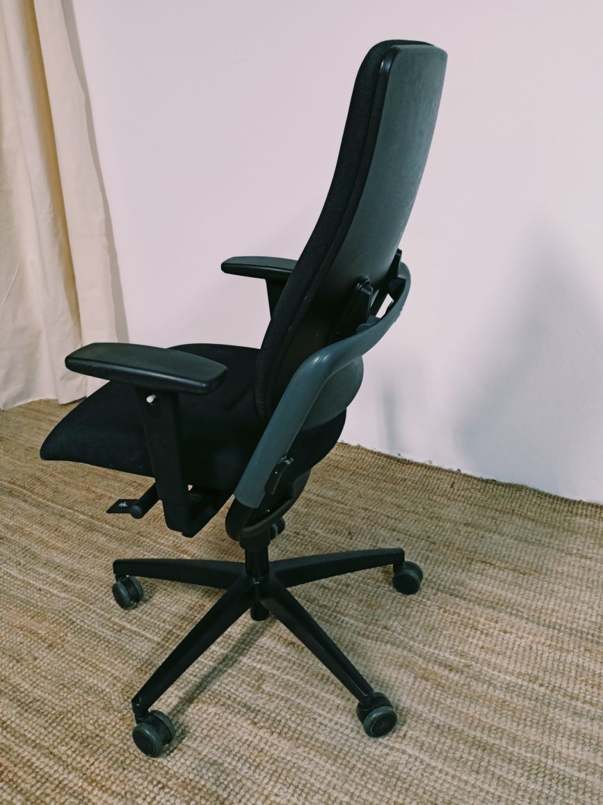 Krzesło, fotel biurowy Xenium,Rhode -Grahl.