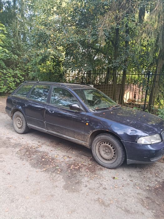 ** AUDI A4 1.9 TDI 90km opłaty na rok**