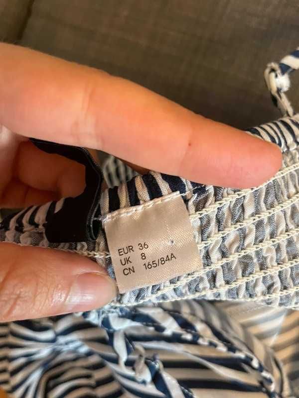 biało granatowa sukienka w paski H&M 36 S kokarda krótka rozkloszowana