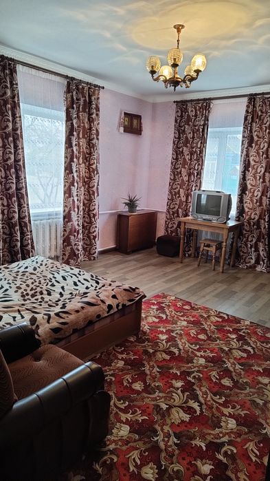 Продам пів будинку с. Гламазди. Власник.