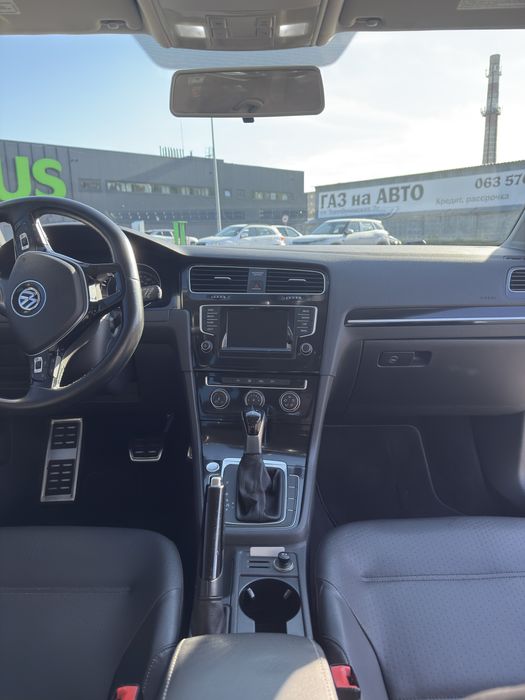 Volkswagen Golf VII 2.0 tdi 2015