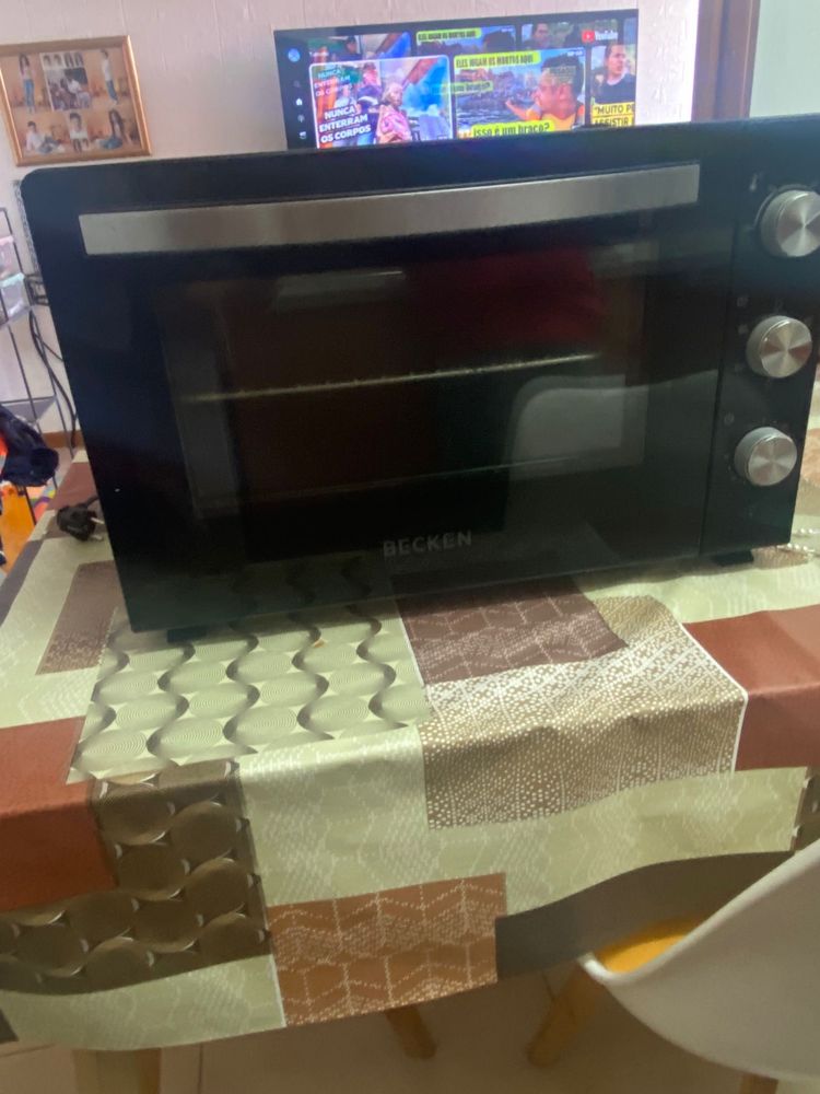 Vendo forno como novo