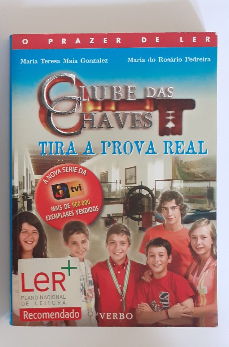 Livro juvenil "Clube das Chaves - tira a prova real"