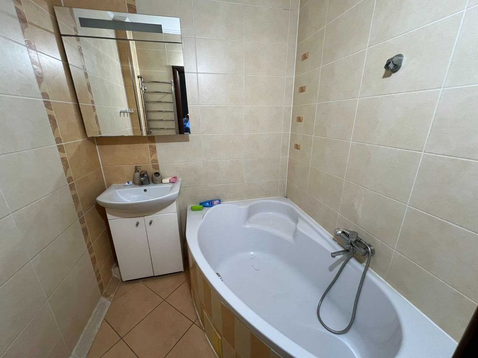 Продаж 3к. квартири Виставки САДКИ Терміново