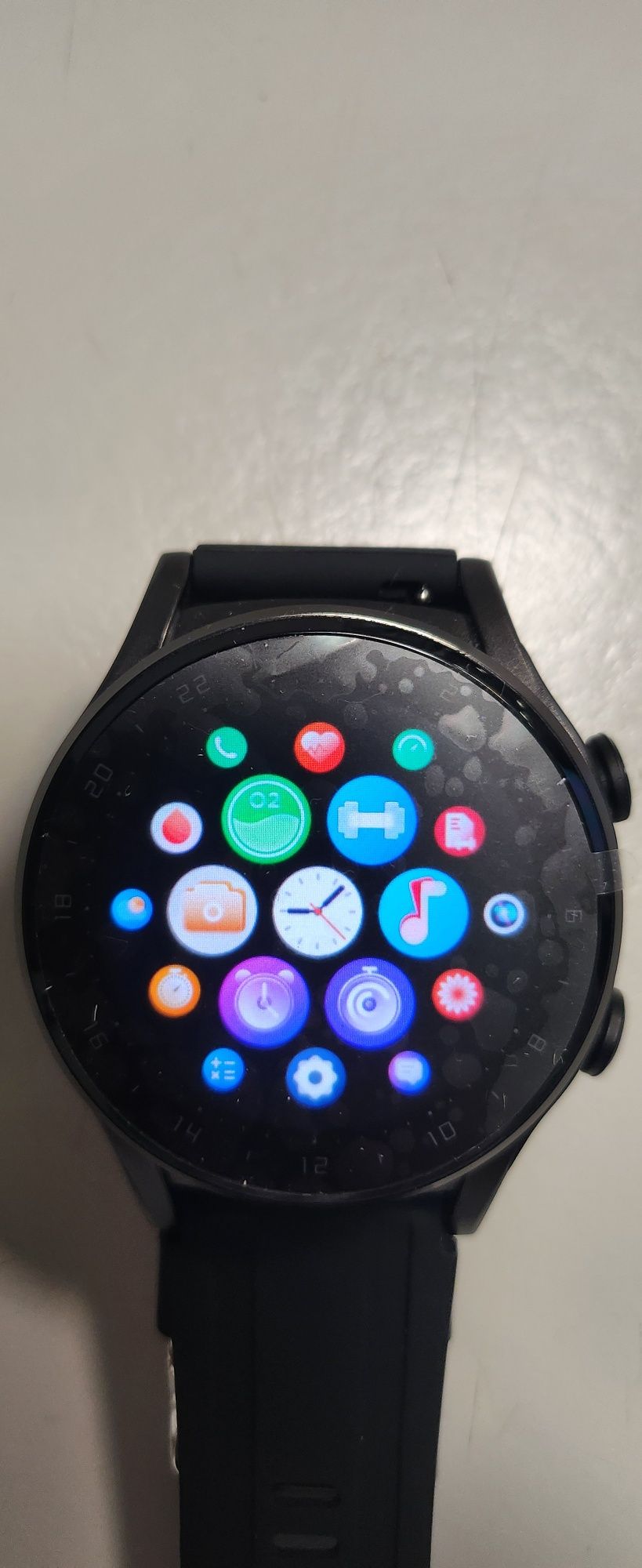 Smartwatch GT66 com fones de ouvido