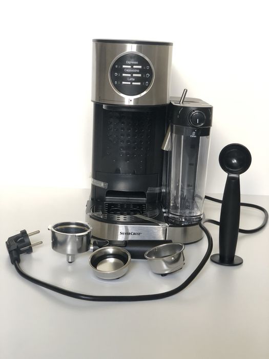 Нова Ріжкова Кавоварка Кавомашинка Silver Crest SEMM 1470 A2