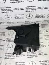 Mercedes E-class w211 пластик захист кришка водостоки накладка