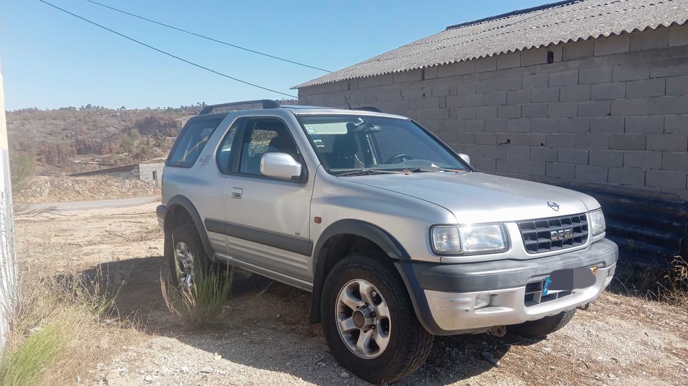 Opel Frontera que procura novo dono