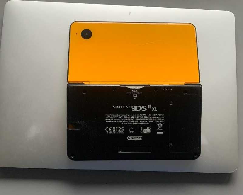 Konsola Nintendo DSi XL Yellow + New Super Mario Bros DS