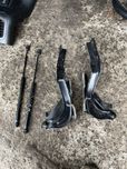 Jeep cherokee kl usa 2014-18 рік  петля капота