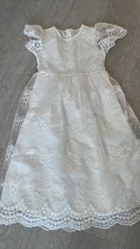 Biała sukienka koronka komunia wesele