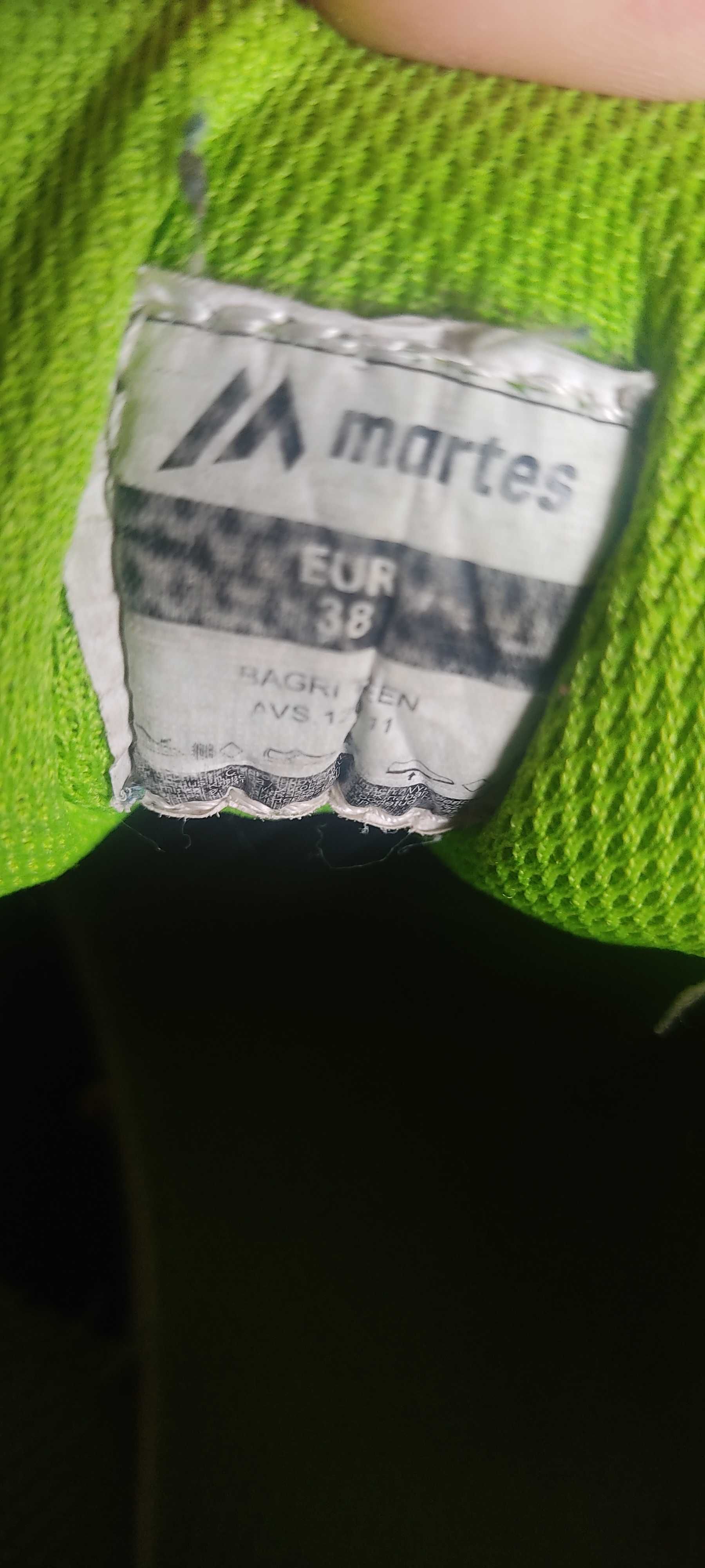 buty sportowe chłopięce rozm. 38