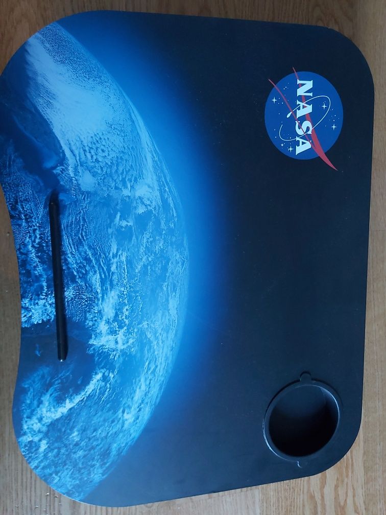 Podkładka pod laptopa Nasa