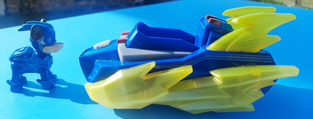 Psi patrol kosmopiesek chase pojazd z figurką