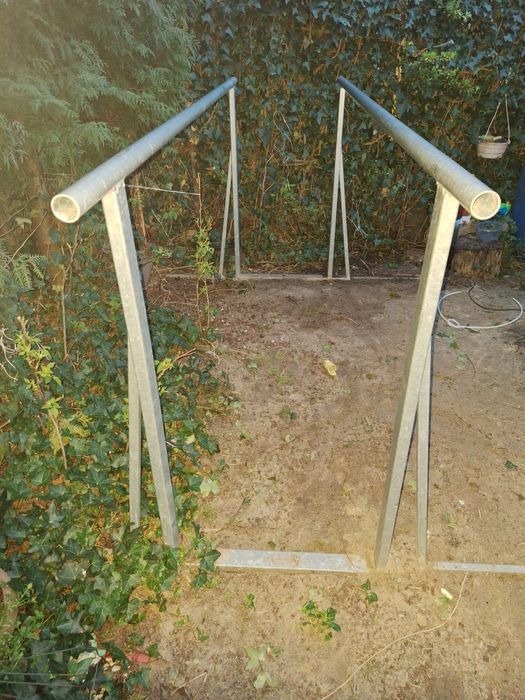 Parkour poręcze do ćwiczeń siłownia podwórkowa