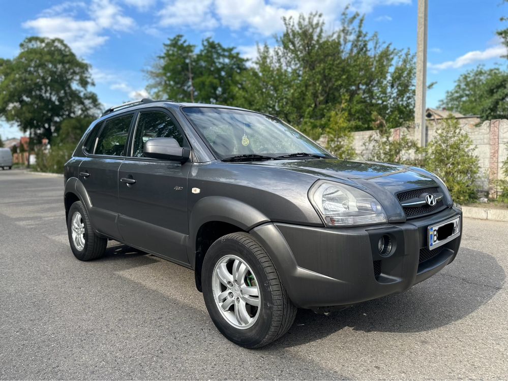 Hyundai Tucson 2008 2.0 газ/бензин в отличном состоянии