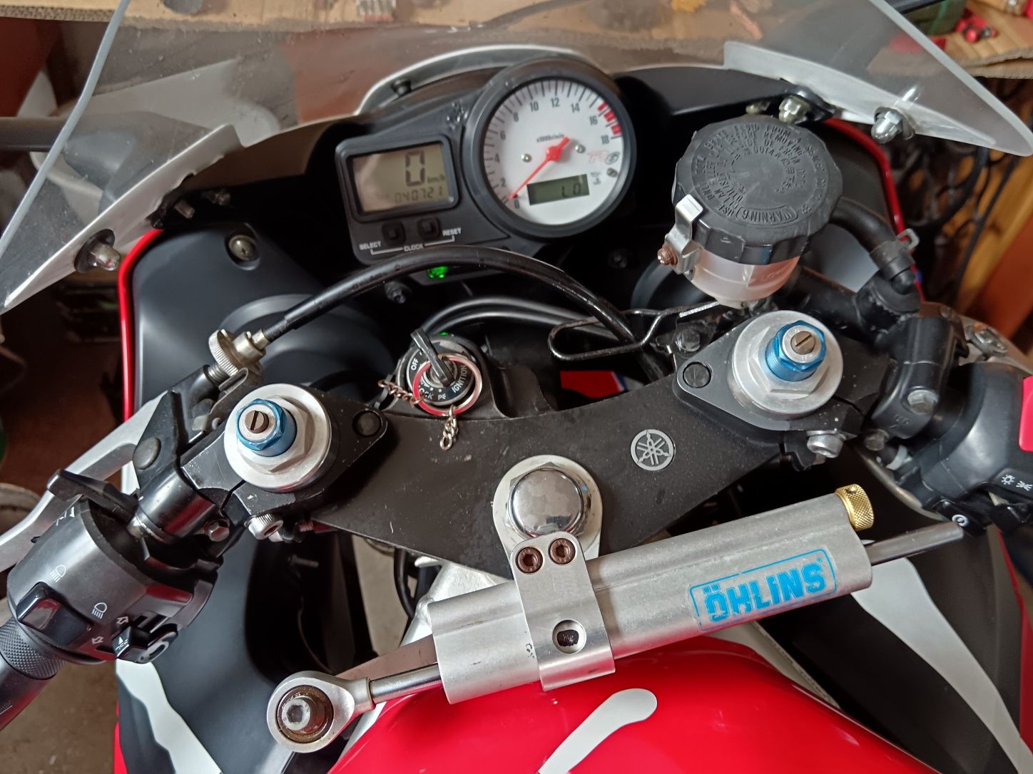 Vendo Yamaha R6 2000