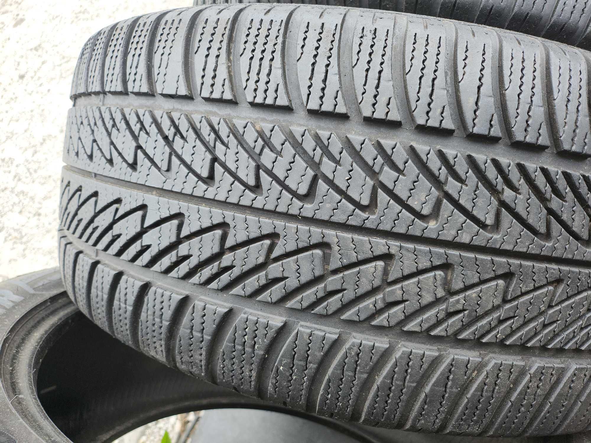 285/45R20 112V Goodyear Ultragrip 8 zima komplet