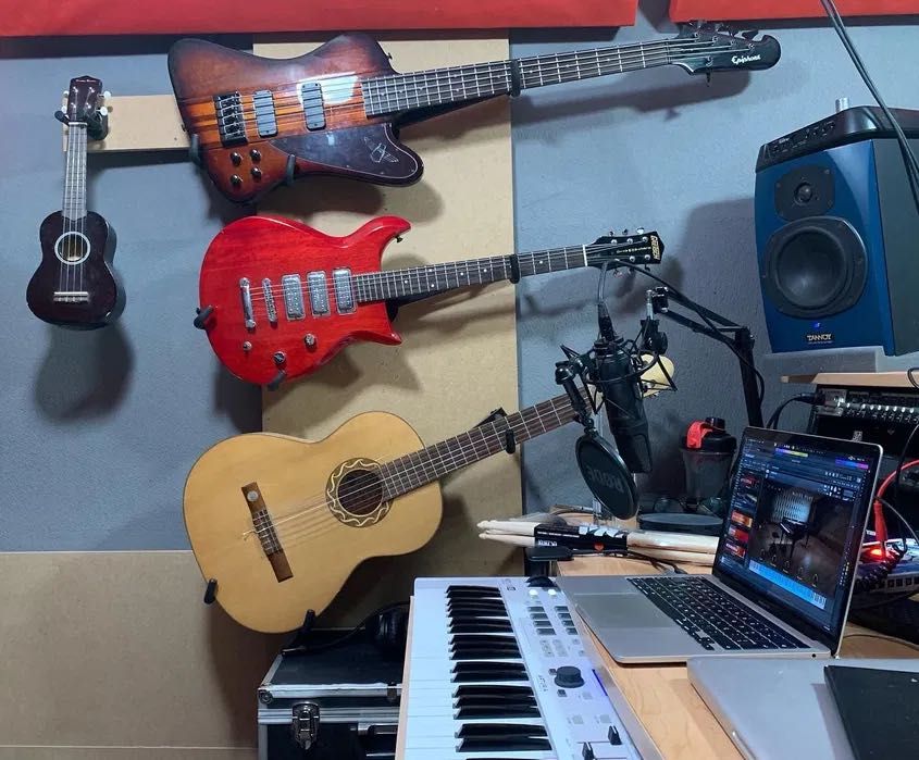 Aulas de Produção Musical / Songwritting