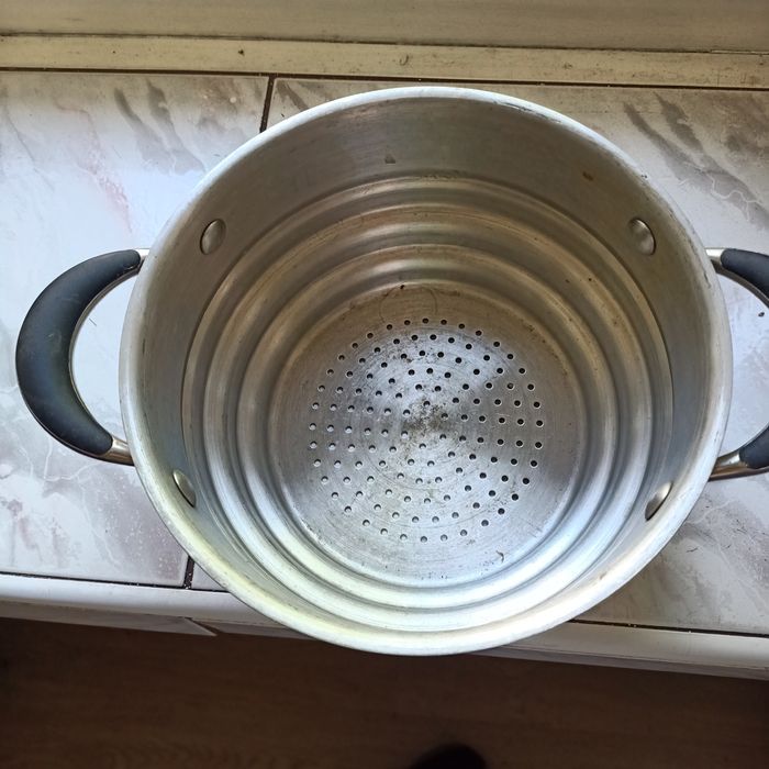 Komplet garnków  nie na indukcję