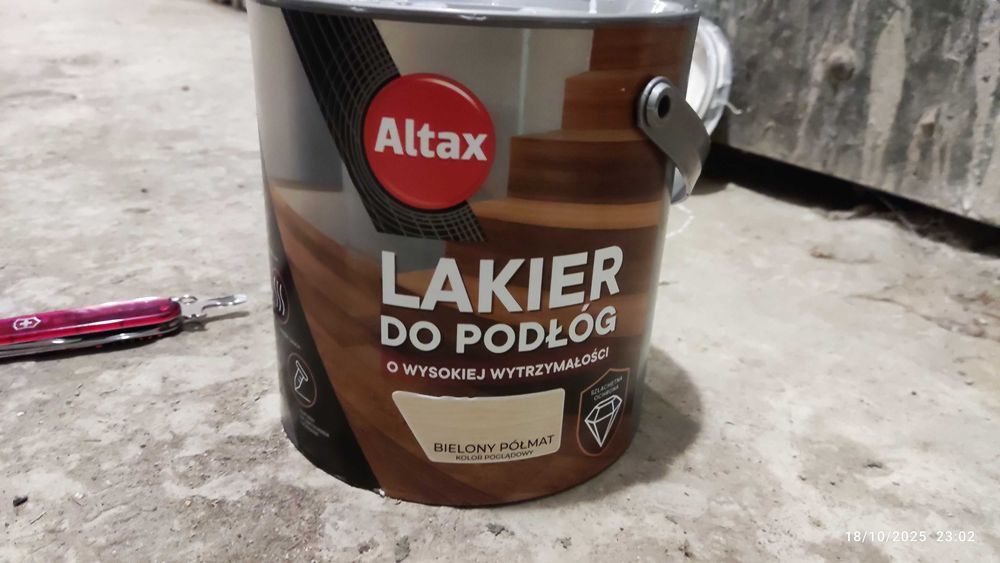 Sprzedam lakier do podłóg Altax – bielony półmat