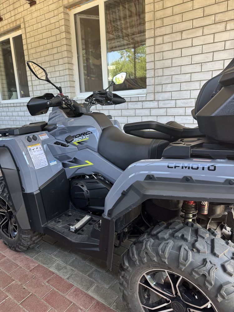 Продам Квадроцикл CFMoto 850
