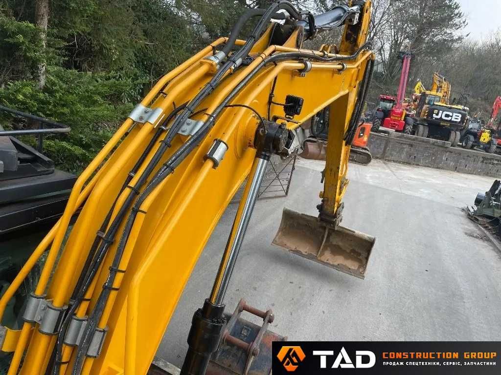 Гусеничний екскаватор JCB 140 X LCD