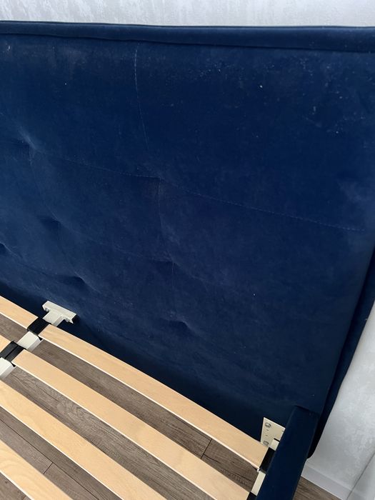 Ліжко Richman під реставрацію.