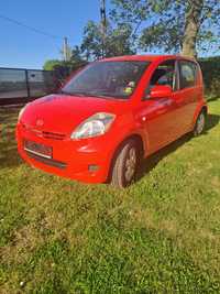 Daihatsu Sirion 1.0 Benz. 2008r.