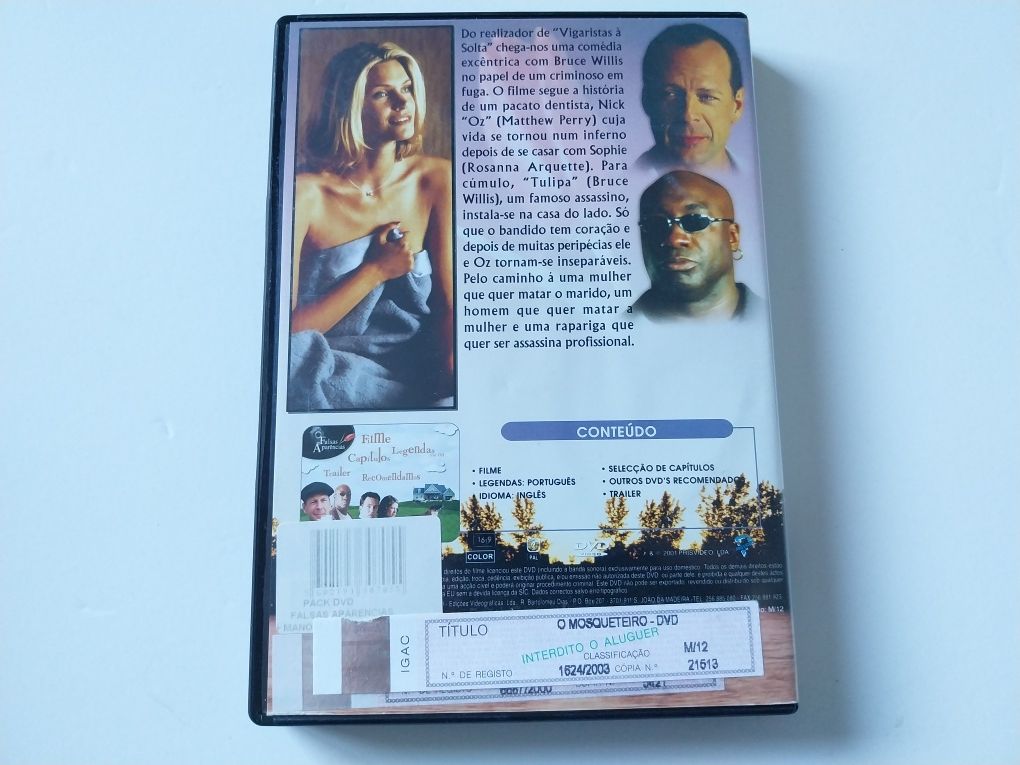 Falsas aparências ( The Whole Nine Yards ), Bruce Willis comédia român