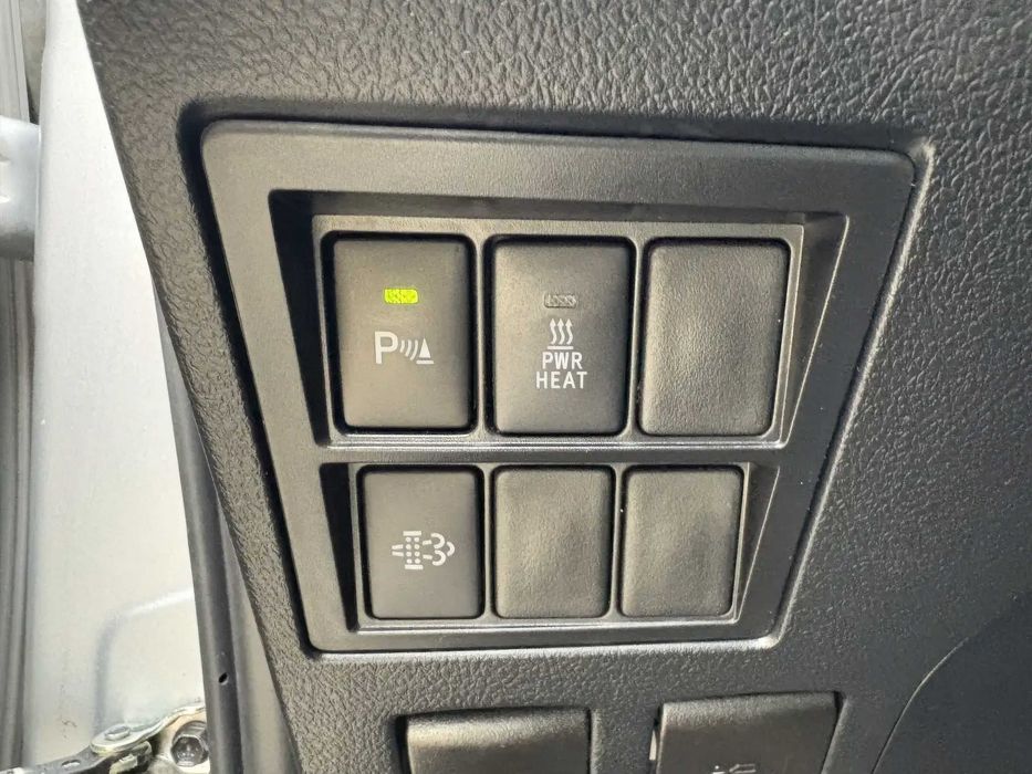 Toyota Hilux      2021